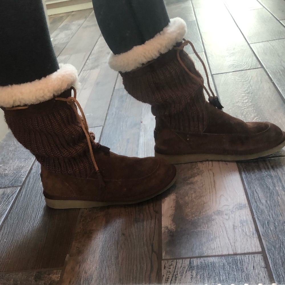 UGG Suburb suede crotchet boot leather tassels - Picture 11 of 15